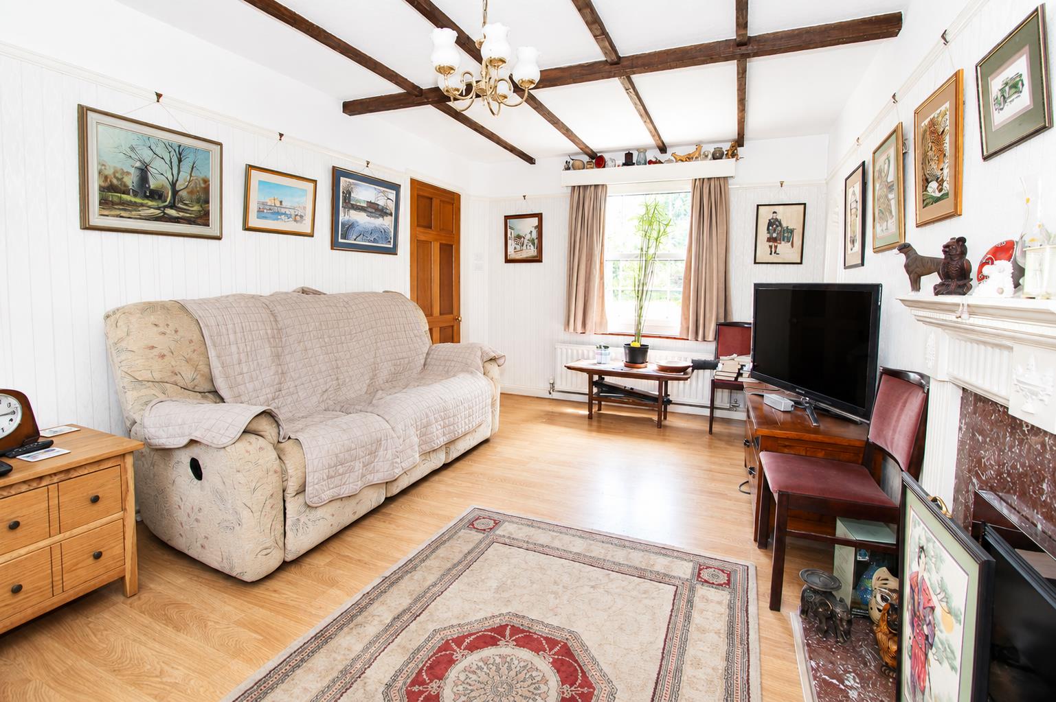 5 bed property in The Gallop, Sutton
